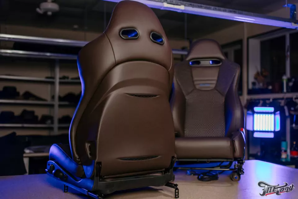 Перетяжка сидений Recaro для Honda Accord 7 в кожу и алькантару с плетением в стиле Bottega Veneta!